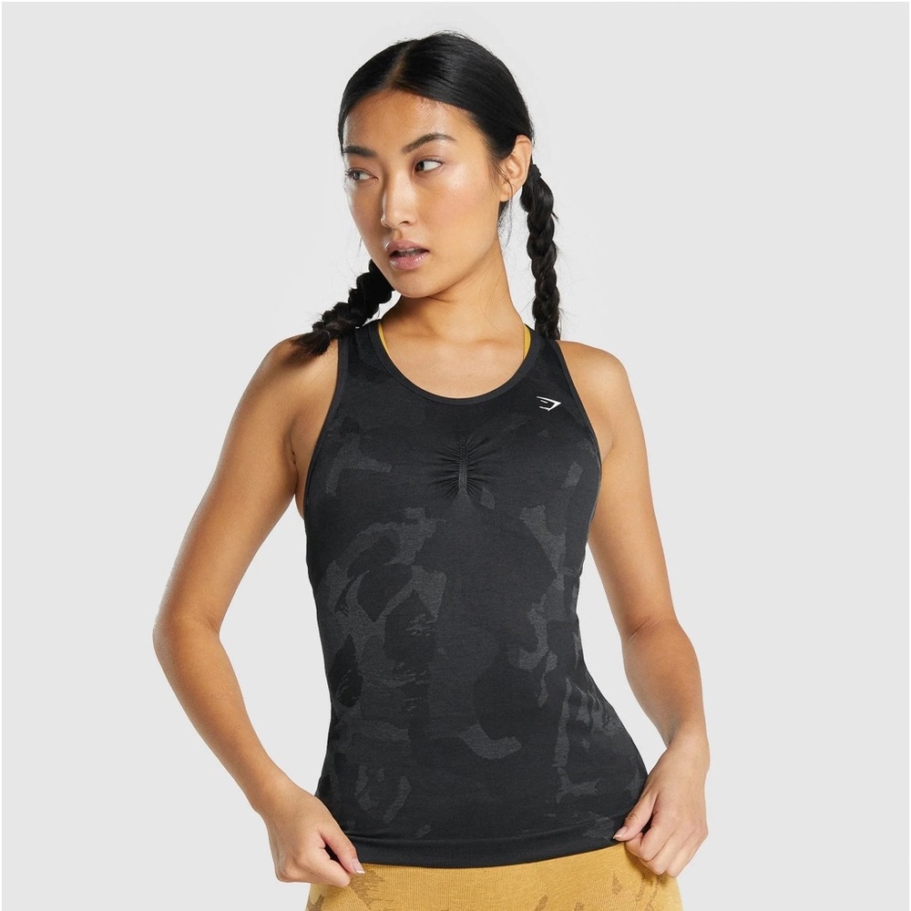 GymShark Adapt Camo Giraffe Seamless Tight Vest tank in Black and Gray, size M